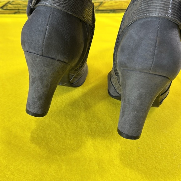 A2 by Aerosole tall boots - Picture 6 of 8